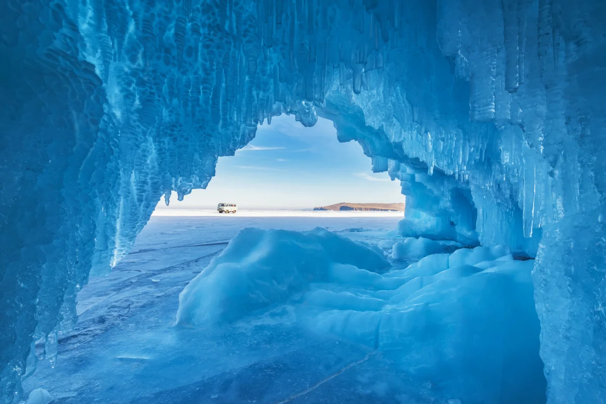 The Coldest Lake in Russia: Where It Is and Why the Water Doesn't Warm Up Even by August
