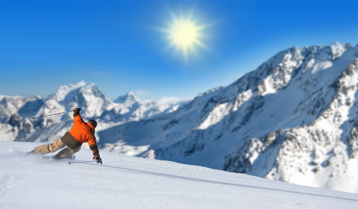 When Ski Season Starts at Krasnaya Polyana — and From Which Month There's Enough Snow to Ride