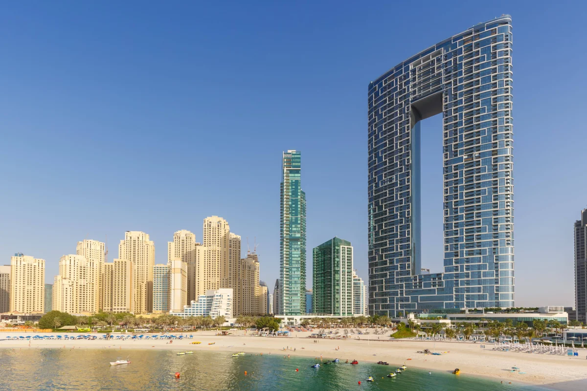 When to Take Kids to Dubai for a Beach Vacation — and Why Winter Beats Summer
