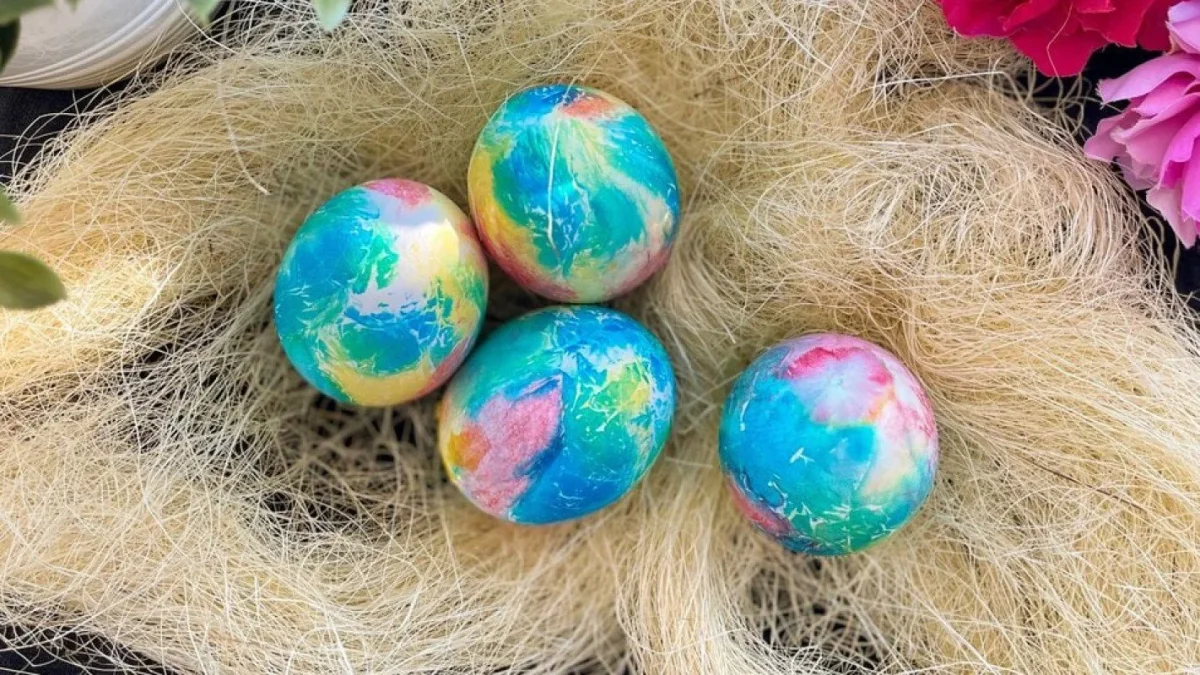 Forget onion skins and brilliant green: making marbled eggs can be much easier