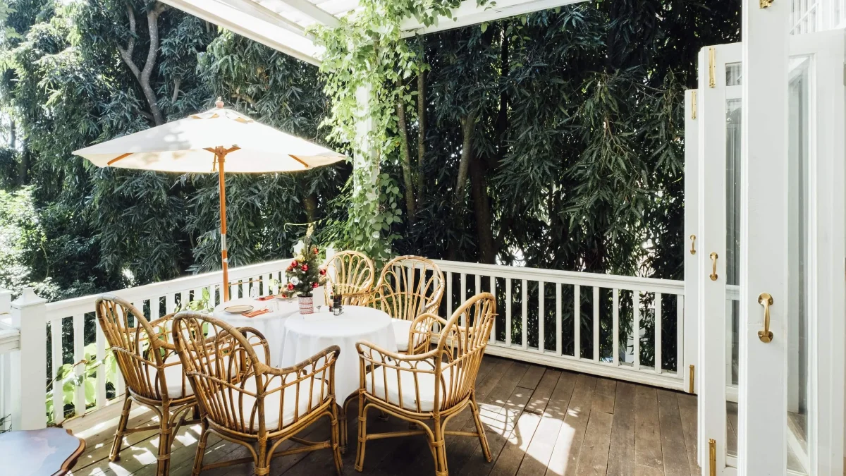 From Flowers to Fountains: How to Decorate a Garden Gazebo at Your Dacha With Your Own Hands