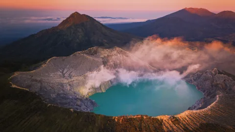 Why You Can't Swim in Geyser Lakes — and Why That Beautiful Water Can Kill You