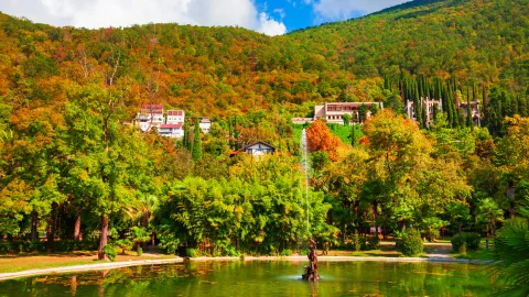 When to Visit Gagra — and Which Months Give You the Best Sea Without the Crowds