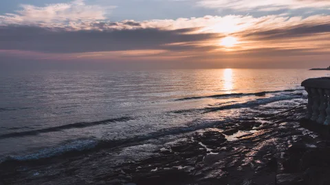Why You Can't Swim in the Caspian Sea in Dagestan — and What Dangers Hide Along a Popular Coastline