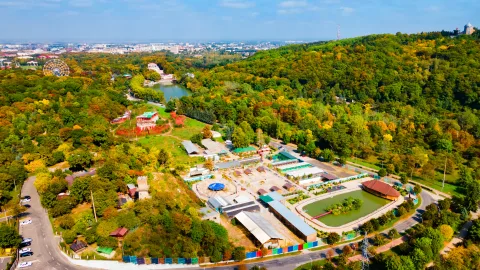 Когда лучше ехать в Нальчик — и какой сезон выбрать для гор, термальных источников и прогулок