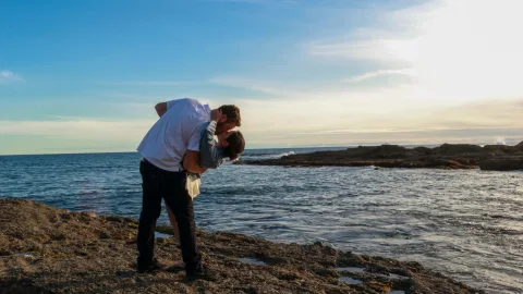 A New Guinness Record: The Longest Underwater Kiss Has Been Recorded
