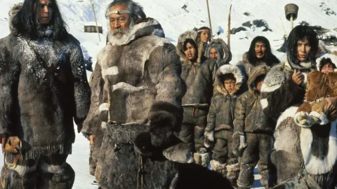 The Inuit of Lake Anjikuni: the secret behind the disappearance of two thousand people