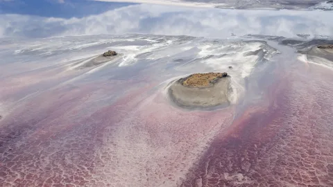 Life-Threatening: Even a Drop of Water from This Lake Will Leave Ulcers and Burns on Your Skin